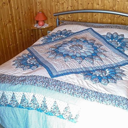 בארת' Bungalow Am Waldrand מראה חיצוני תמונה