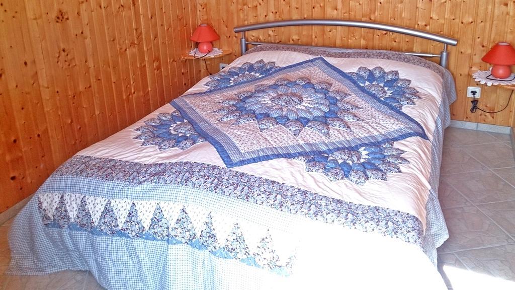 בארת' Bungalow Am Waldrand מראה חיצוני תמונה
